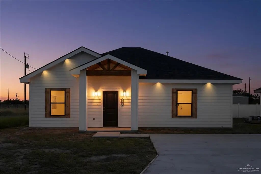 2747 Naples Street, Weslaco