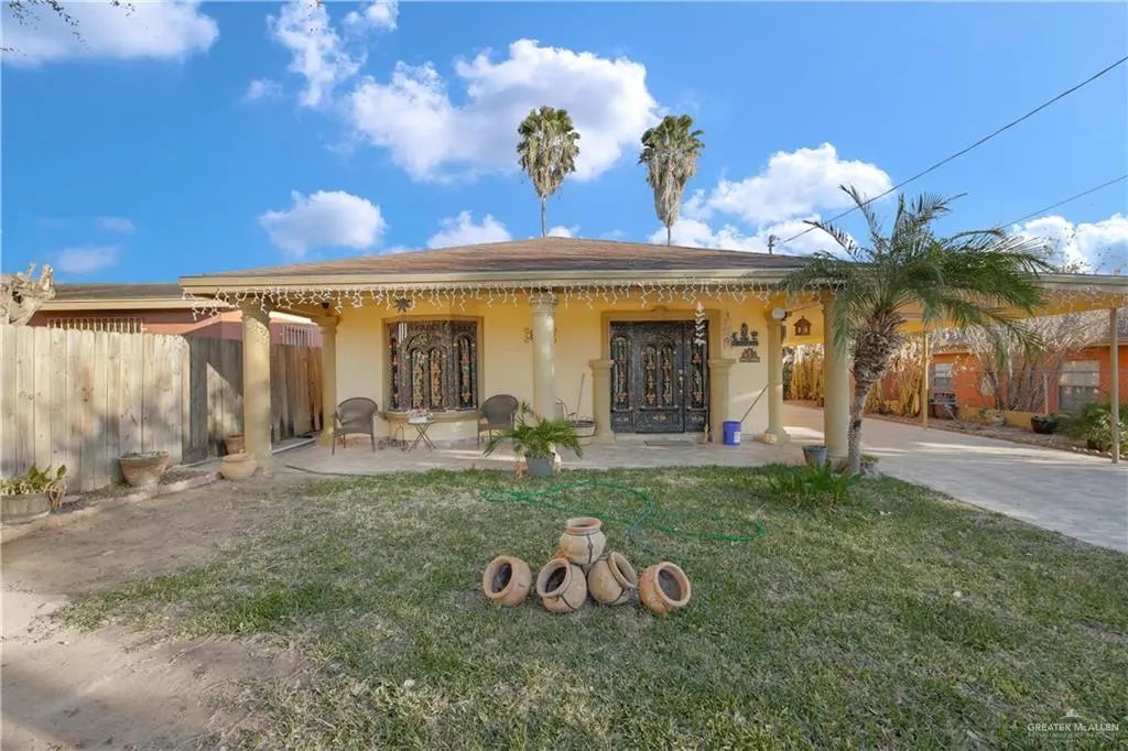 309 Domingo Navarez Street, Rio Grande City