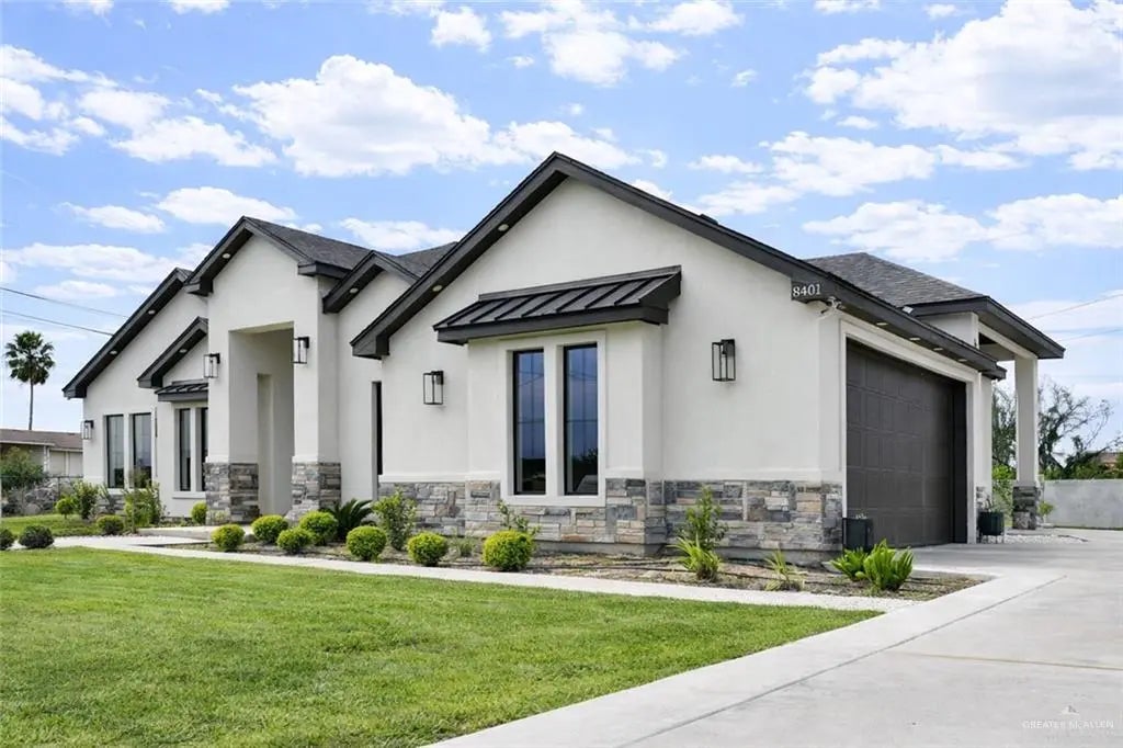 8401 Hwy 107, Mission