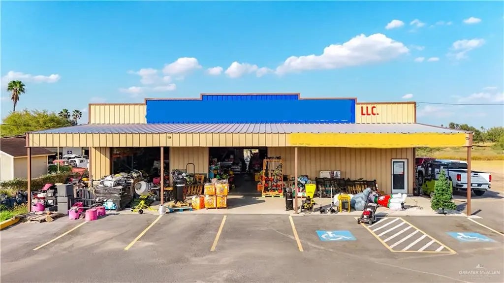 8304 W Expressway 83 Highway, Palmview