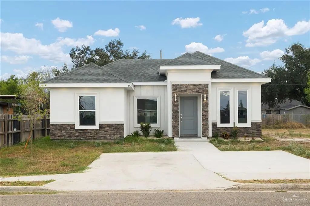 913 Trinity Street, Alamo