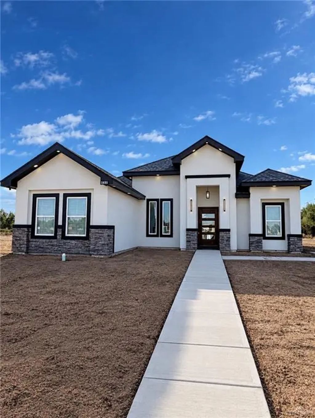 2865 Golden Eagle Loop, Roma