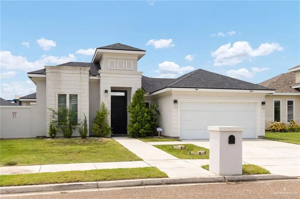 1706 Lago Michigan, Edinburg