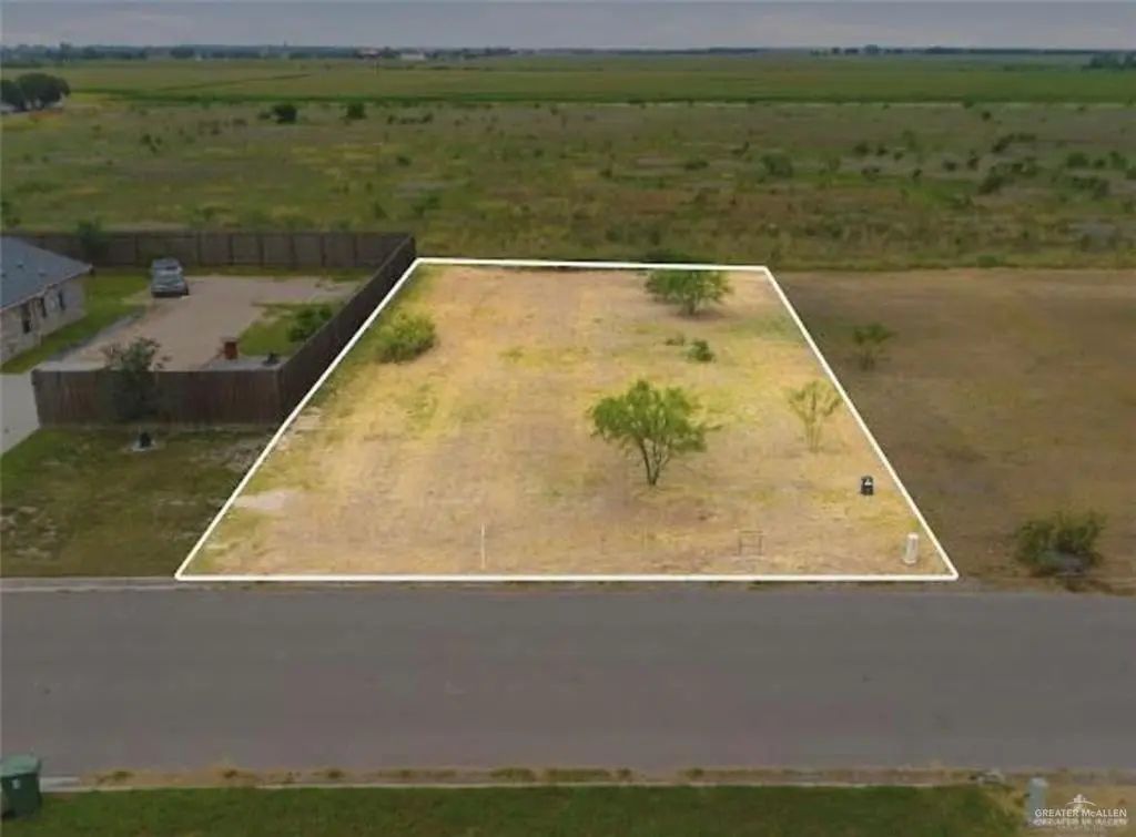 1021 Gem Avenue, Raymondville