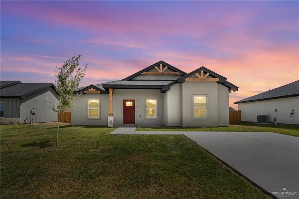 1802 Hope Drive, Mercedes