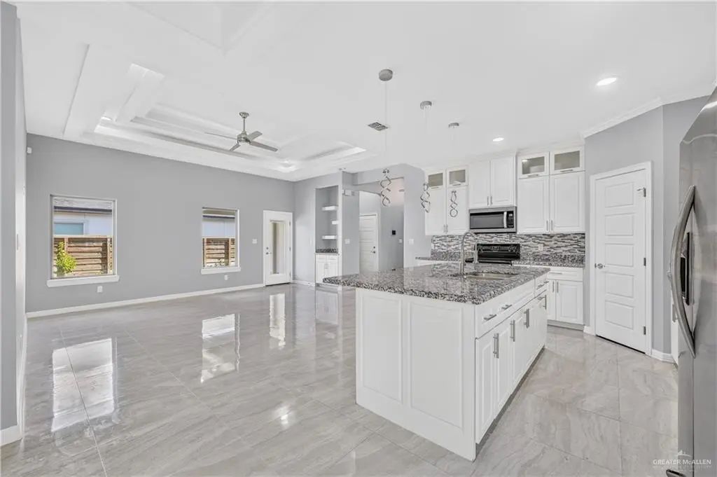3401 Showboat Drive, Edinburg Property Listing: MLS® #515913