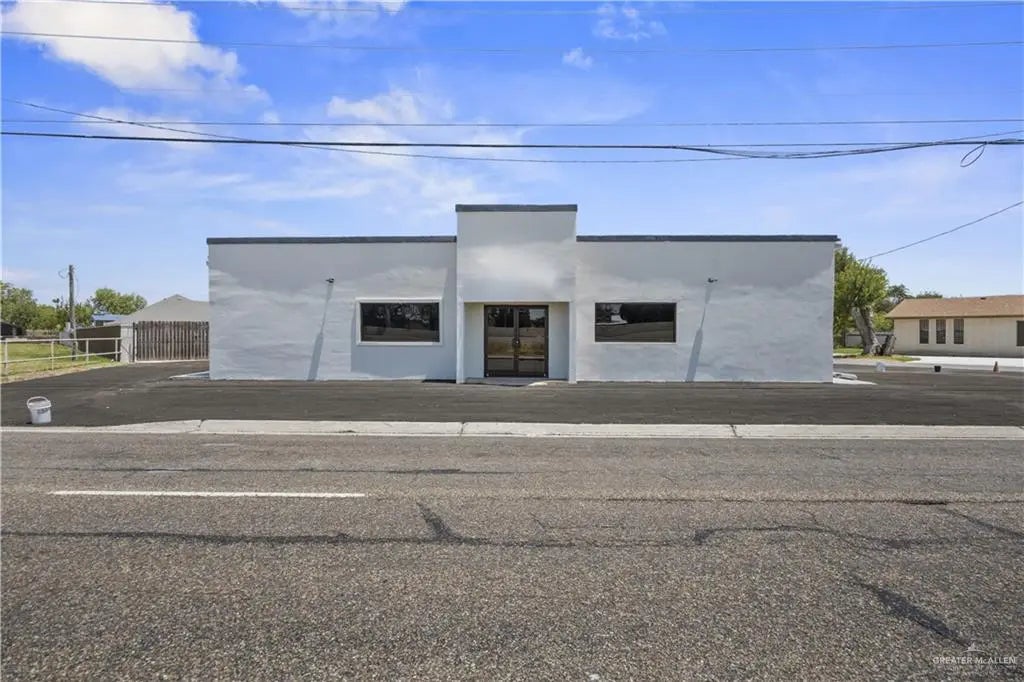 1154 Expressway 83, Mission