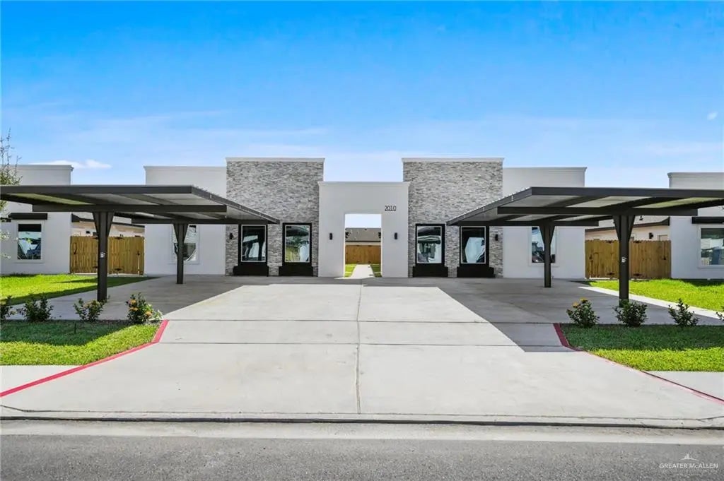 2010 Selena Street 2, Mission