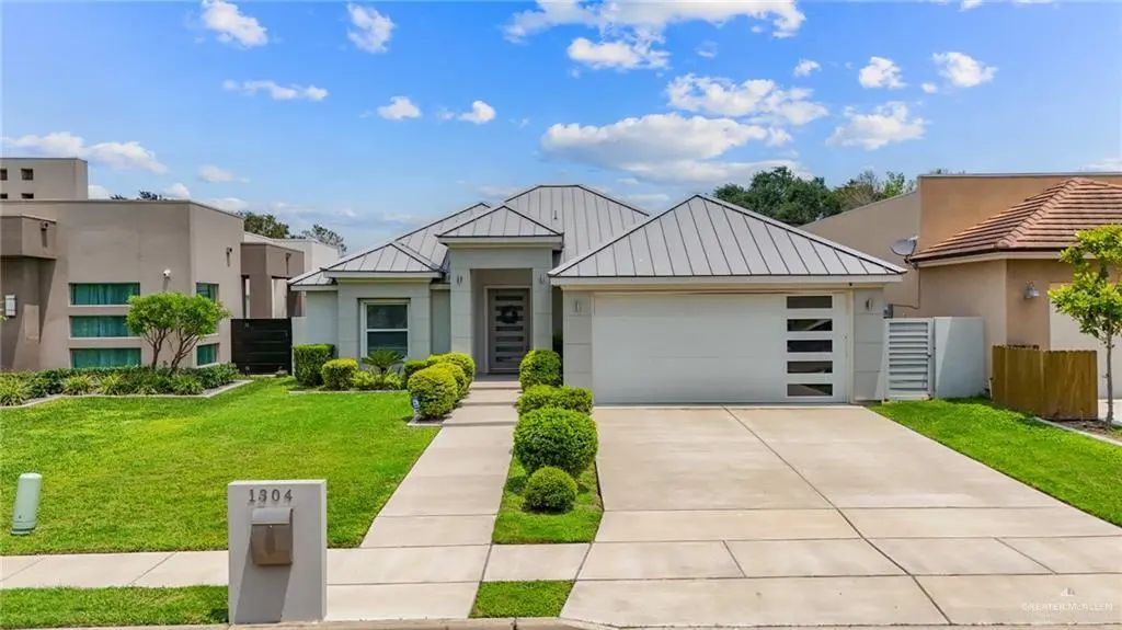 1304 Providence Avenue, McAllen