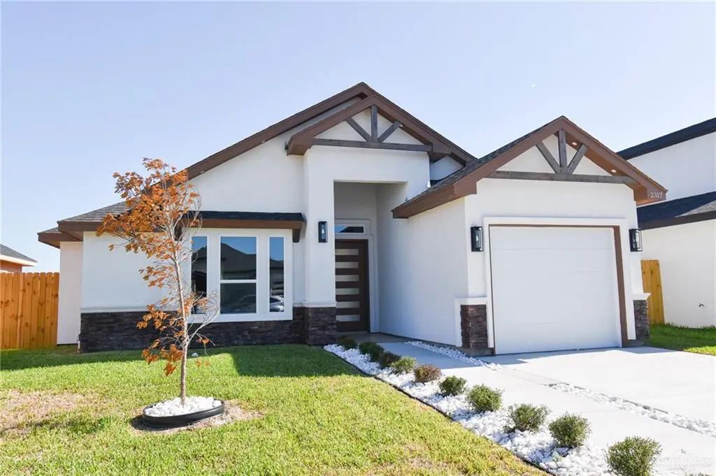 2317 E Tamarindo Street, Hidalgo