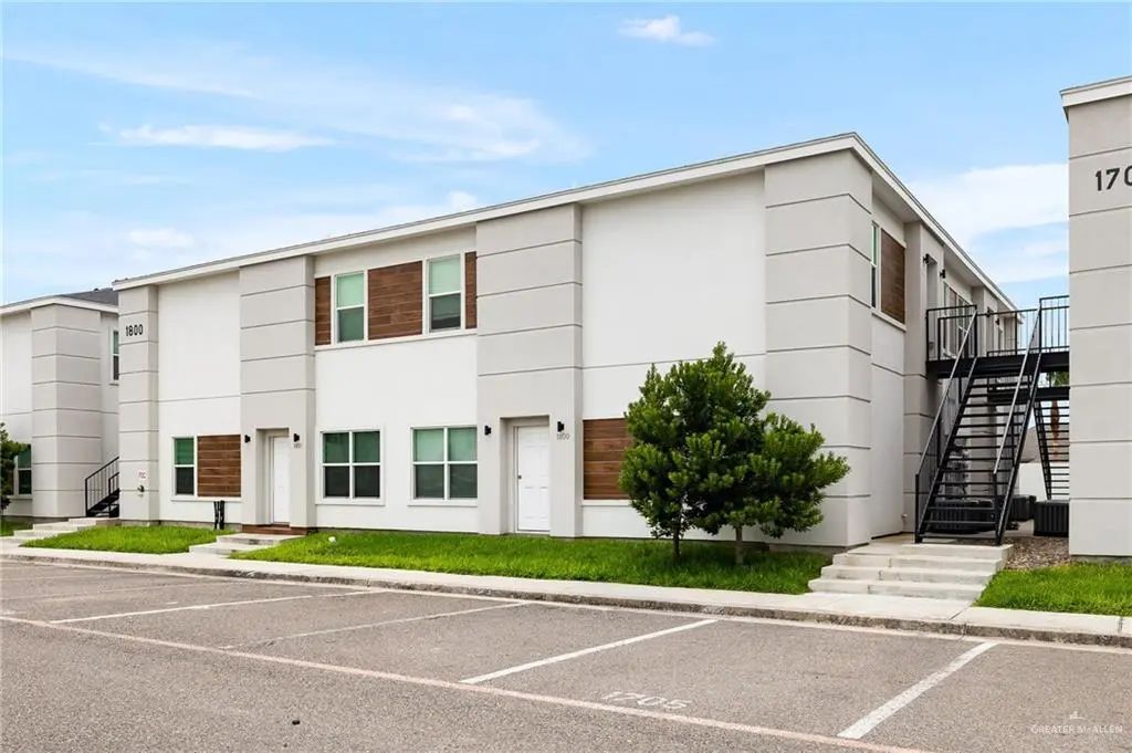 901 E Yuma Avenue 1804, McAllen