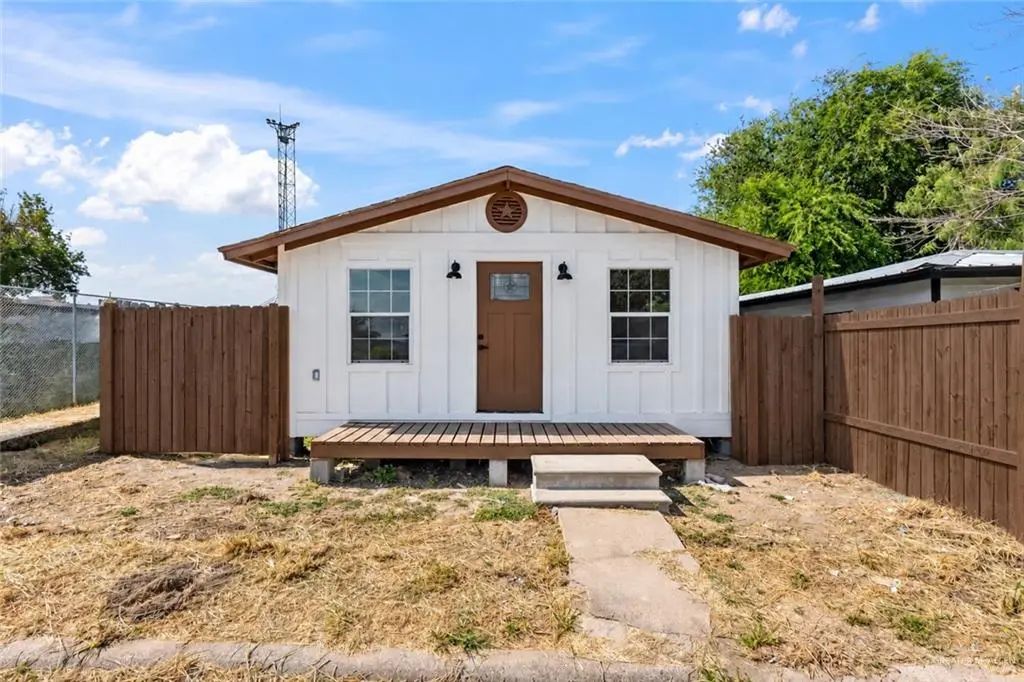 408 E Esplanada Street, Weslaco