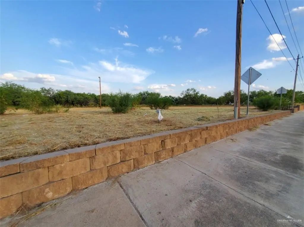 1501 N 1st Street, Carizzo Springs