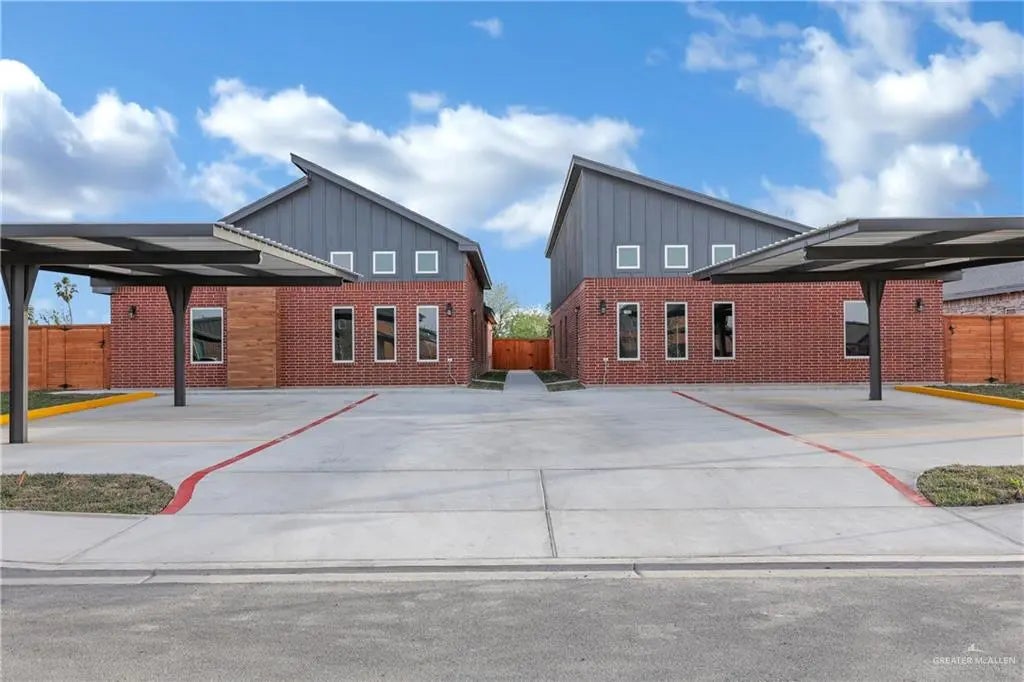 905 W 8th Street 4, Mission