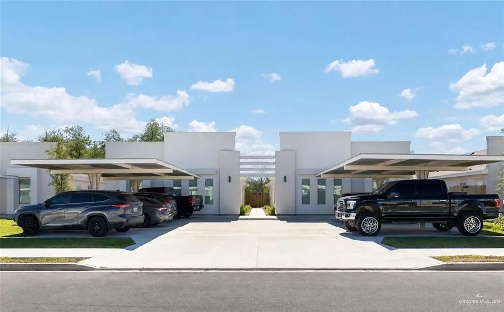 1011 Starr Street, Mercedes