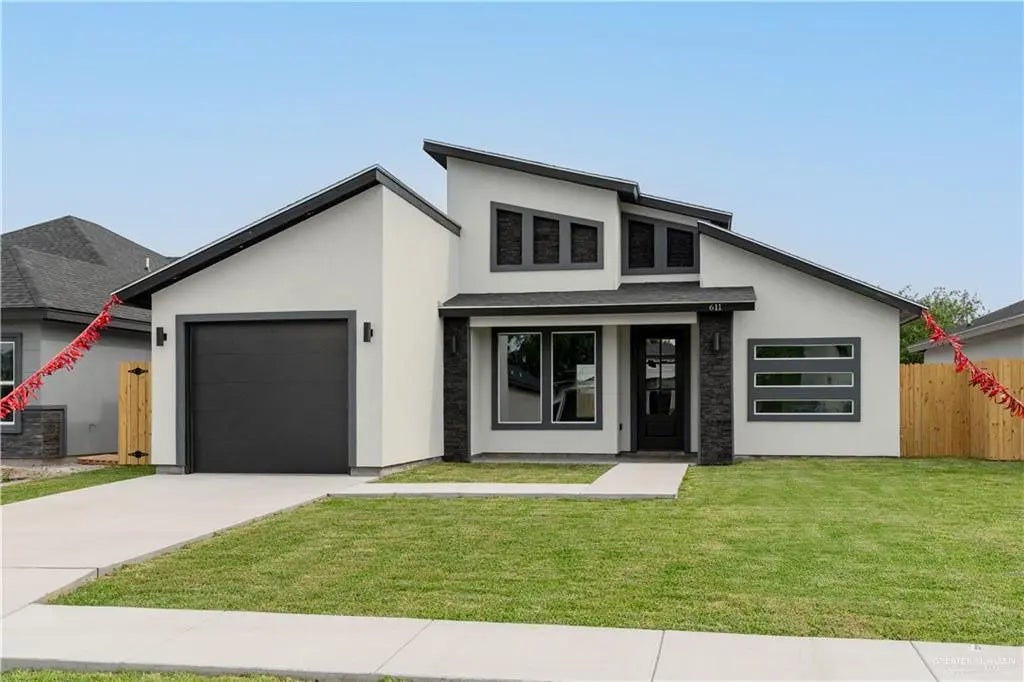 611 Tower Oak Drive, Alamo