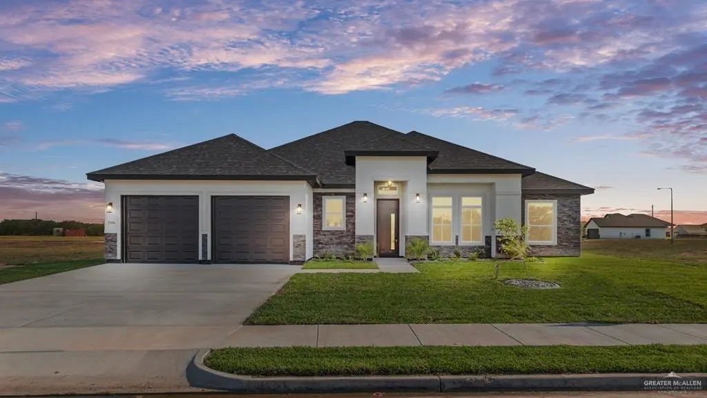 2906 Golden Bear Drive, Harlingen