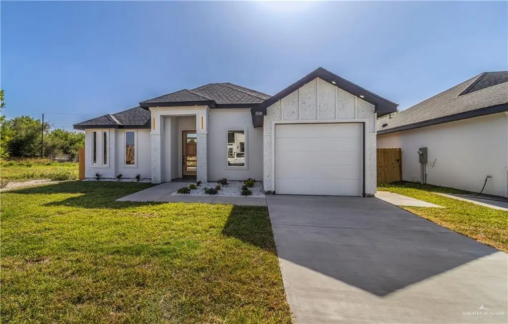 508 Freedom Way, Weslaco