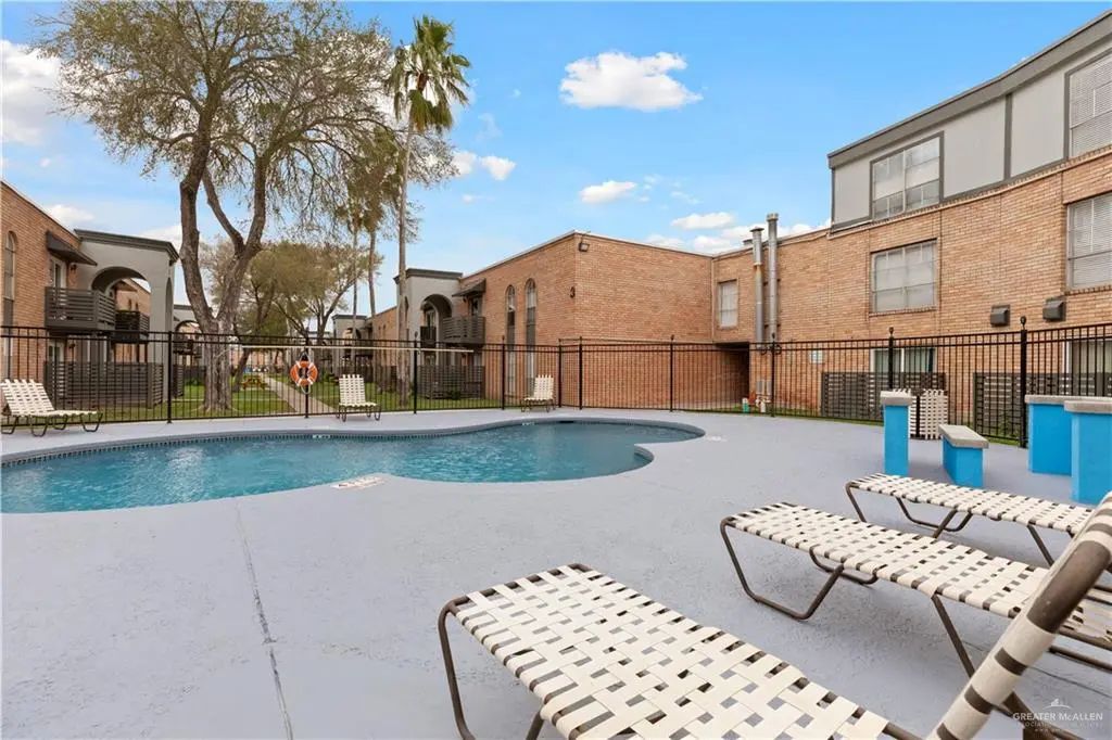 2425 Barnard Road A-13, Brownsville