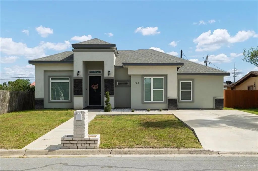 111 Easy Street, San Juan