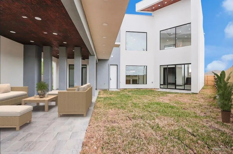 2801 E Zarzamora Avenue, Hidalgo