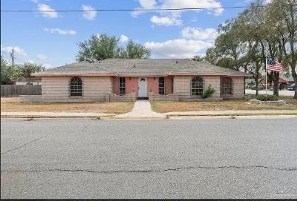 2813 Ivy Avenue W, McAllen