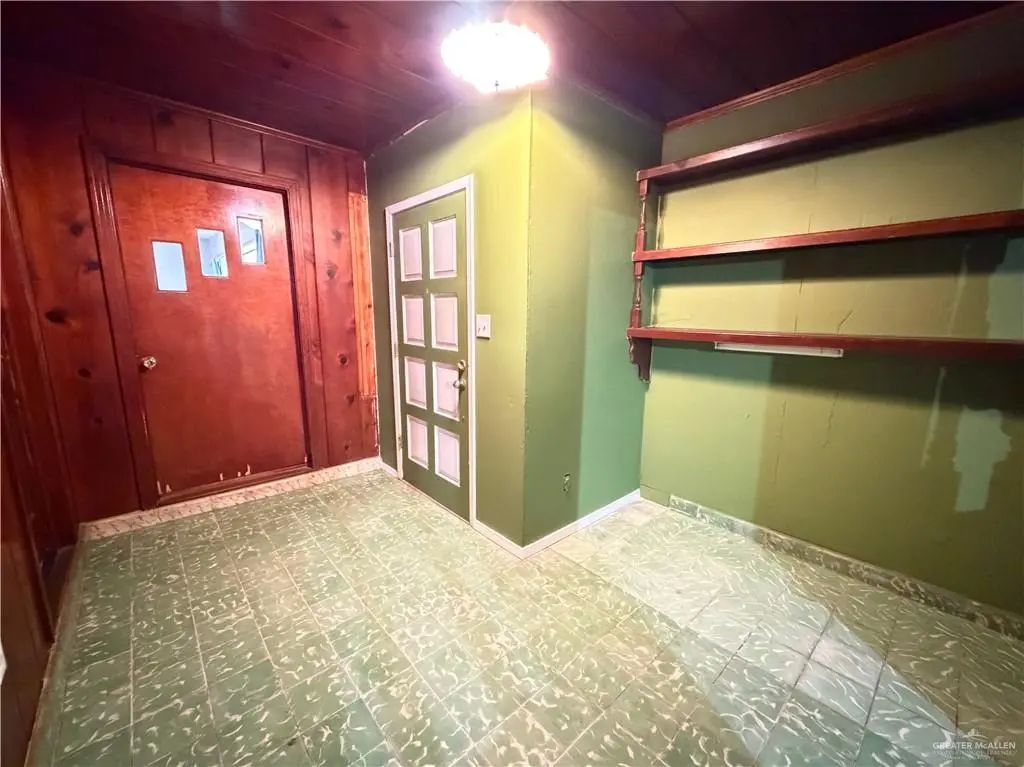324 E Sam Houston Boulevard, Pharr Property Listing: MLS® #518554