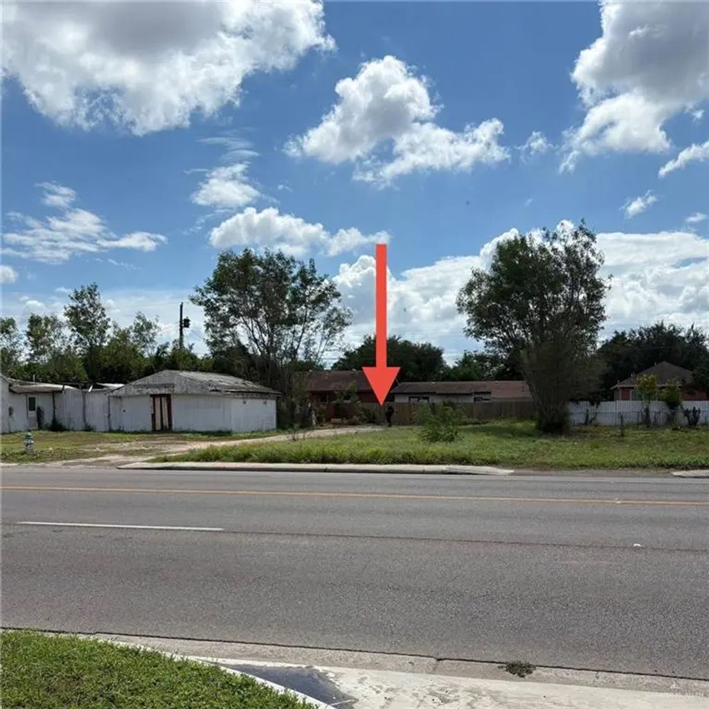 2221 Pecan Boulevard, McAllen