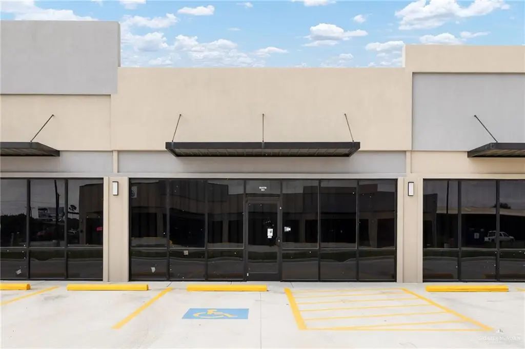 2205 S Alamo Road A4, Edinburg