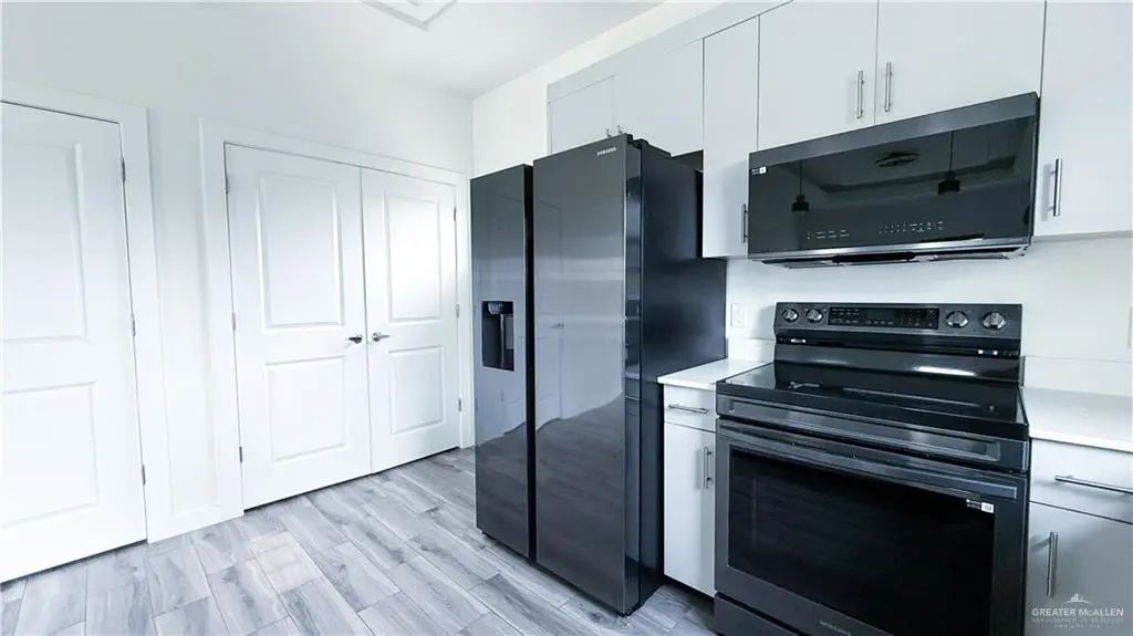 1201 E Iris Avenue 3, McAllen
