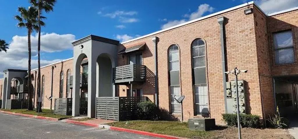 2425 Barnard Road Ujnit 1-a, Brownsville