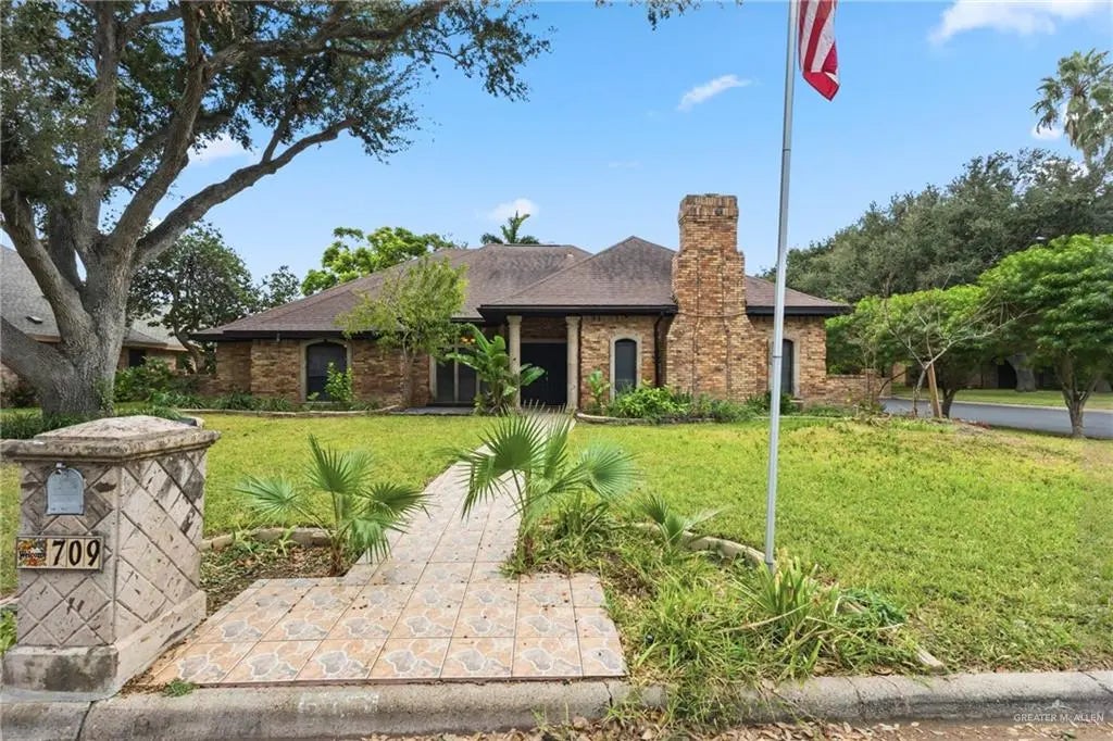 709 Yucca Avenue, McAllen