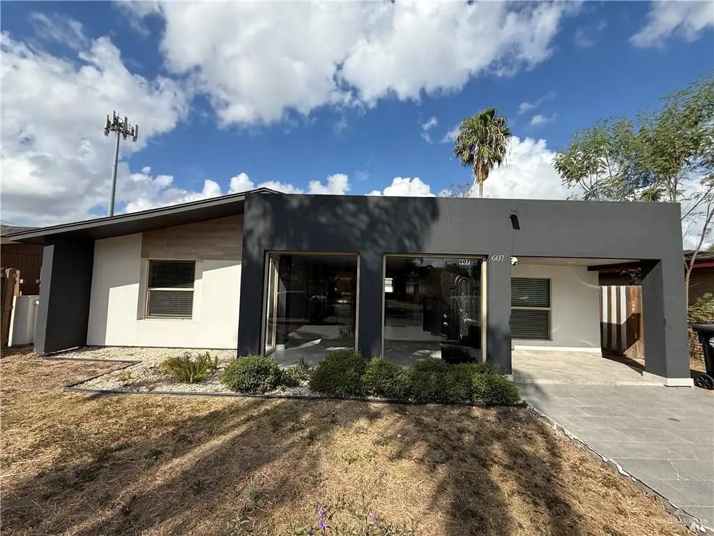 607 N Padre Avenue, Weslaco