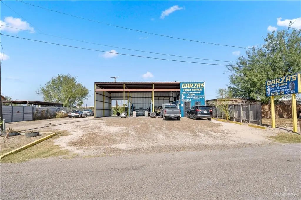 417 E 8th Street, Mission