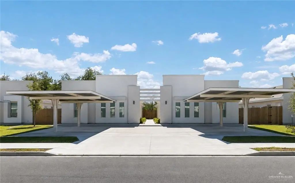 1015 Starr Street, Mercedes
