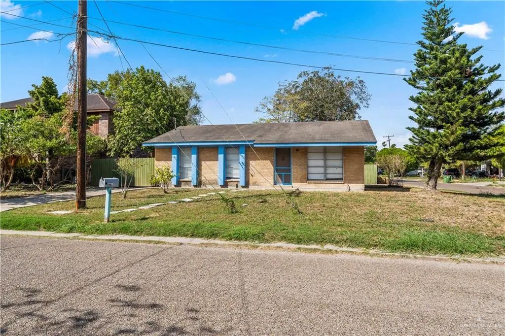 4 Calle Princesa, Brownsville