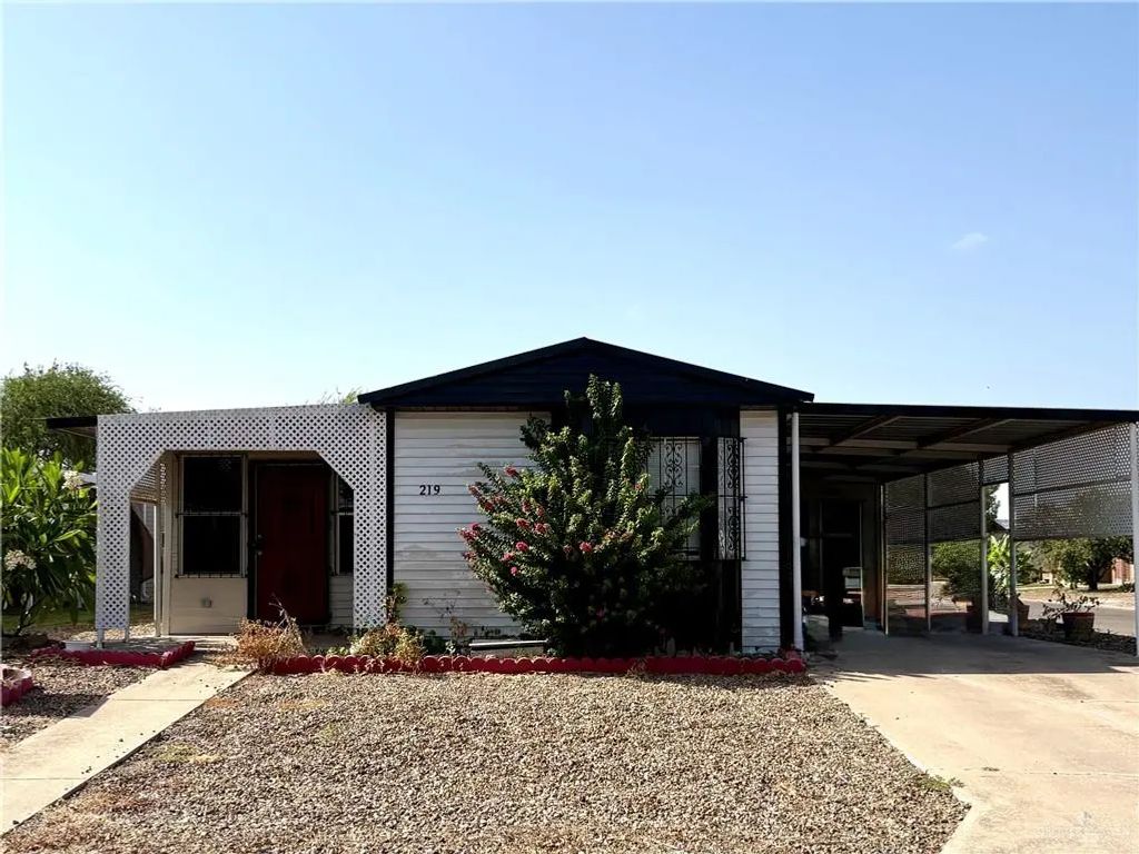 219 Chuck Wagon Drive, Mission