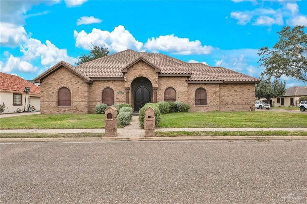 2405 W Rhin Drive, Edinburg