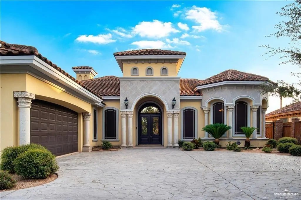 3905 San Efrain, Mission