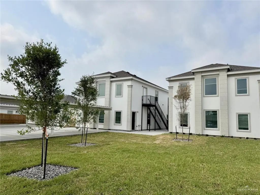1612 N Canelo Drive 1, Edinburg