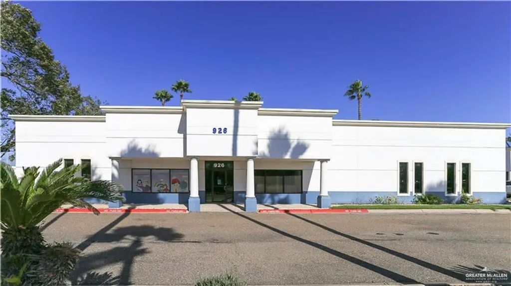 926 W Sam Houston Boulevard, Pharr