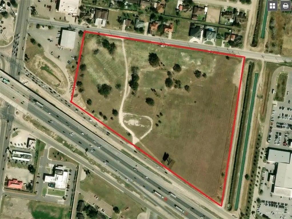 E Expressway 83, San Juan