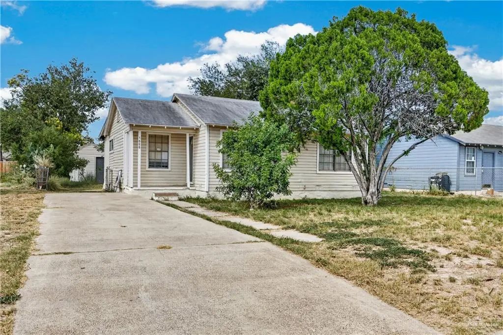 1606 Quince Avenue, McAllen
