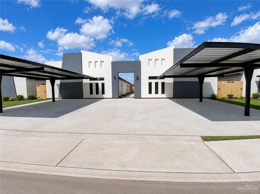 1202 Woodland Trail, Pharr