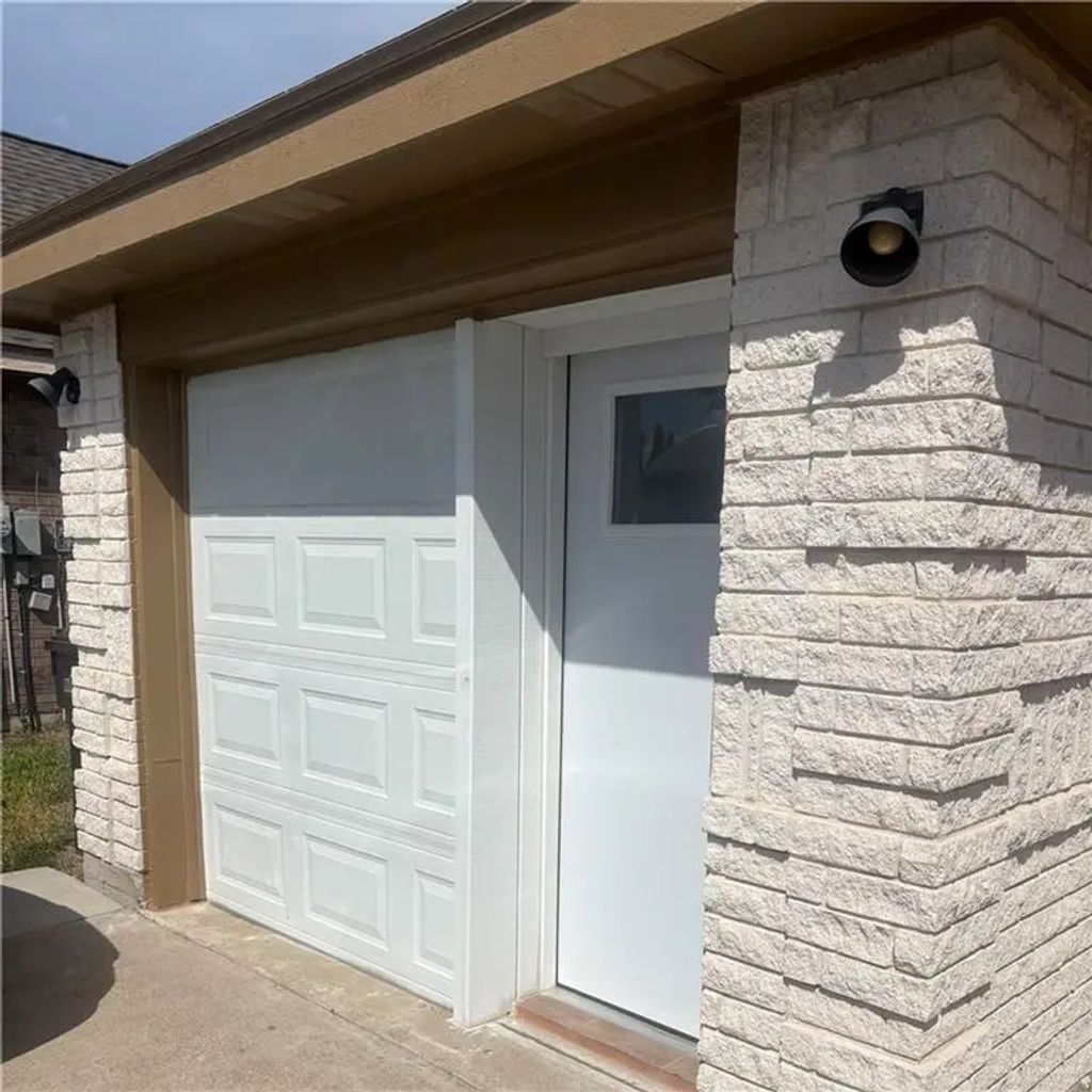 7902 N 19th Lane, McAllen