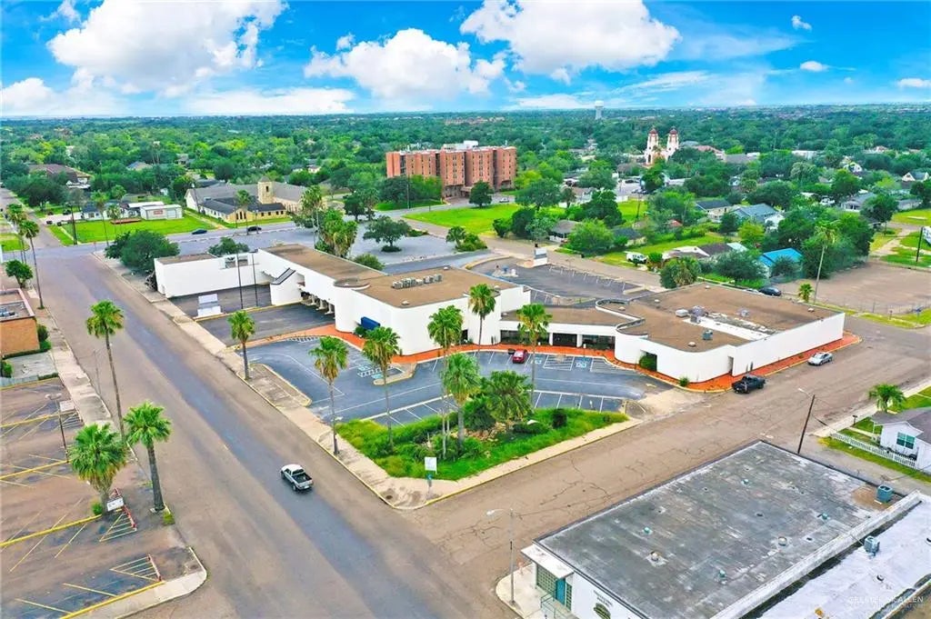 500 S Missouri Avenue, Weslaco