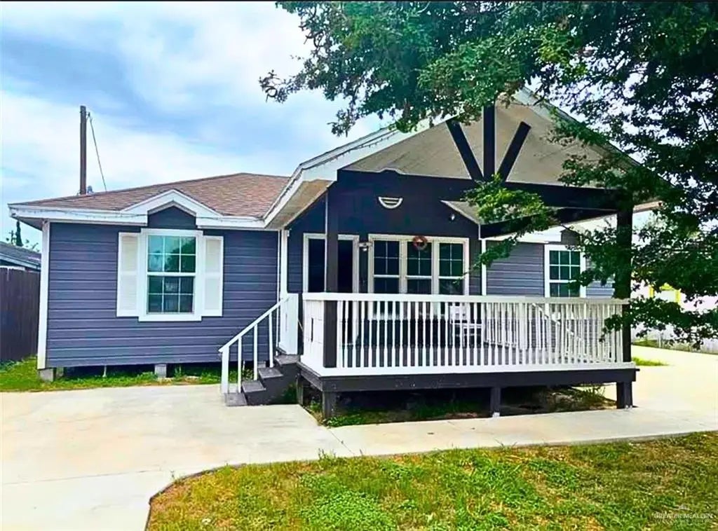 6020 A Street, Mercedes