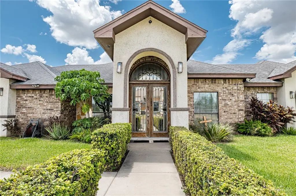 1702 Johnson Lane, Donna