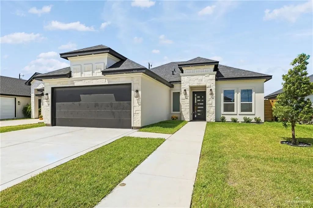 915 E Edgewood Drive, Alton