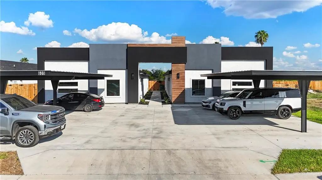 602 Buccaneer Drive, Hidalgo